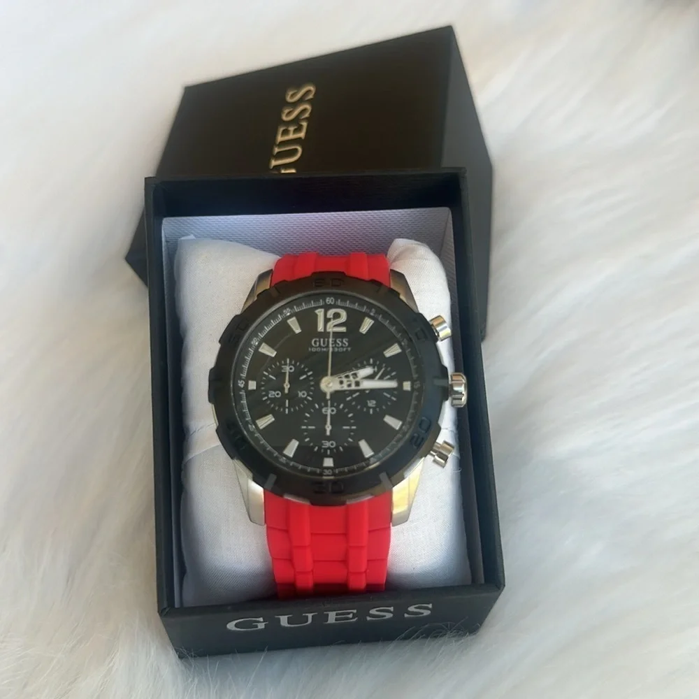 New GUESS Black Dial Men Analog Watch - U0864G7M